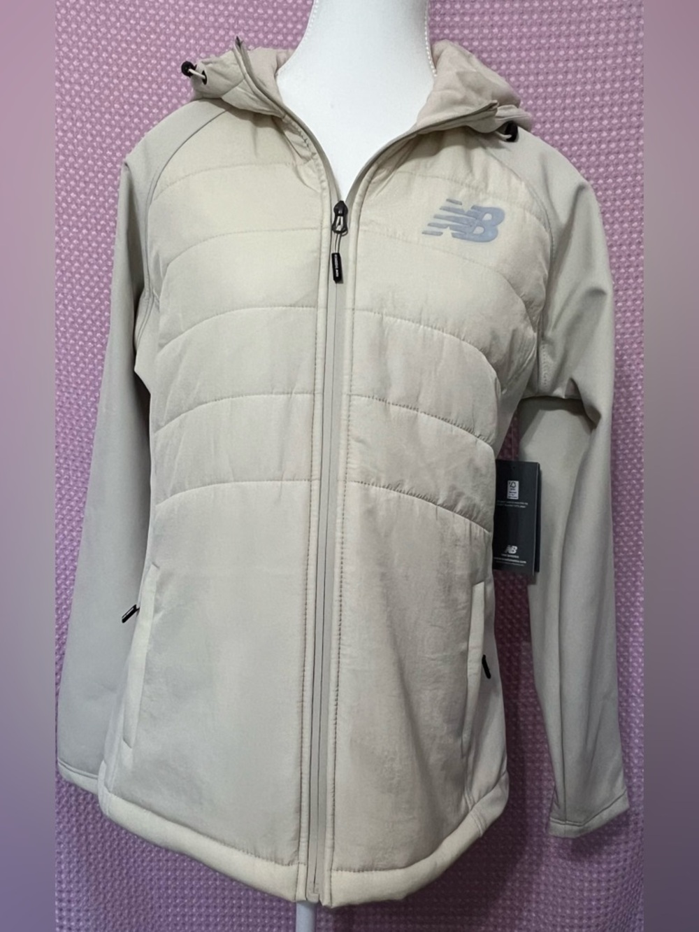 New Balance Women's Cream Hooded Quilted Puffer Jacket